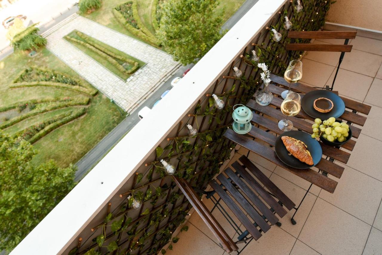 Apartment Spectacular Views & Modern Comfort: Your Dream Duplex In Central Bucharest
