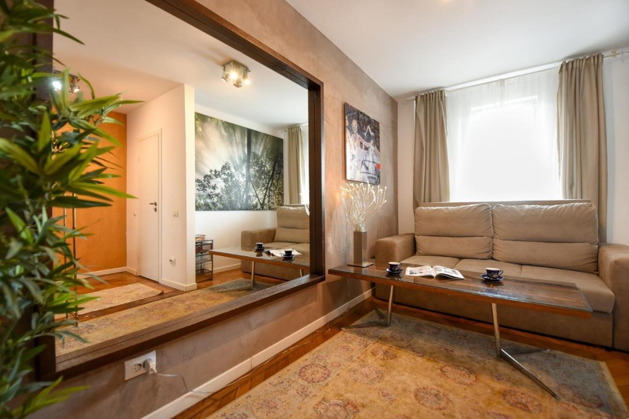 Spectacular Views & Modern Comfort: Your Dream Duplex In Central *
